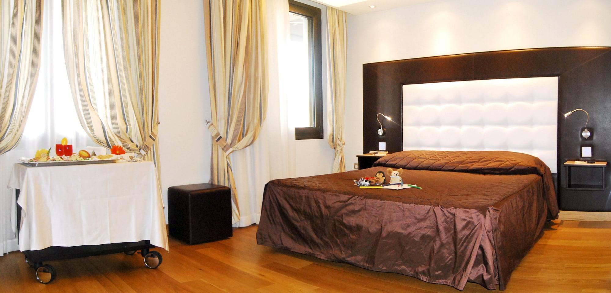 Hotel Royal Caserta Dış mekan fotoğraf