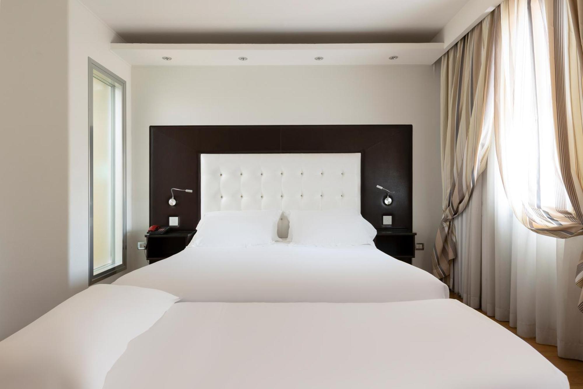 Hotel Royal Caserta Dış mekan fotoğraf
