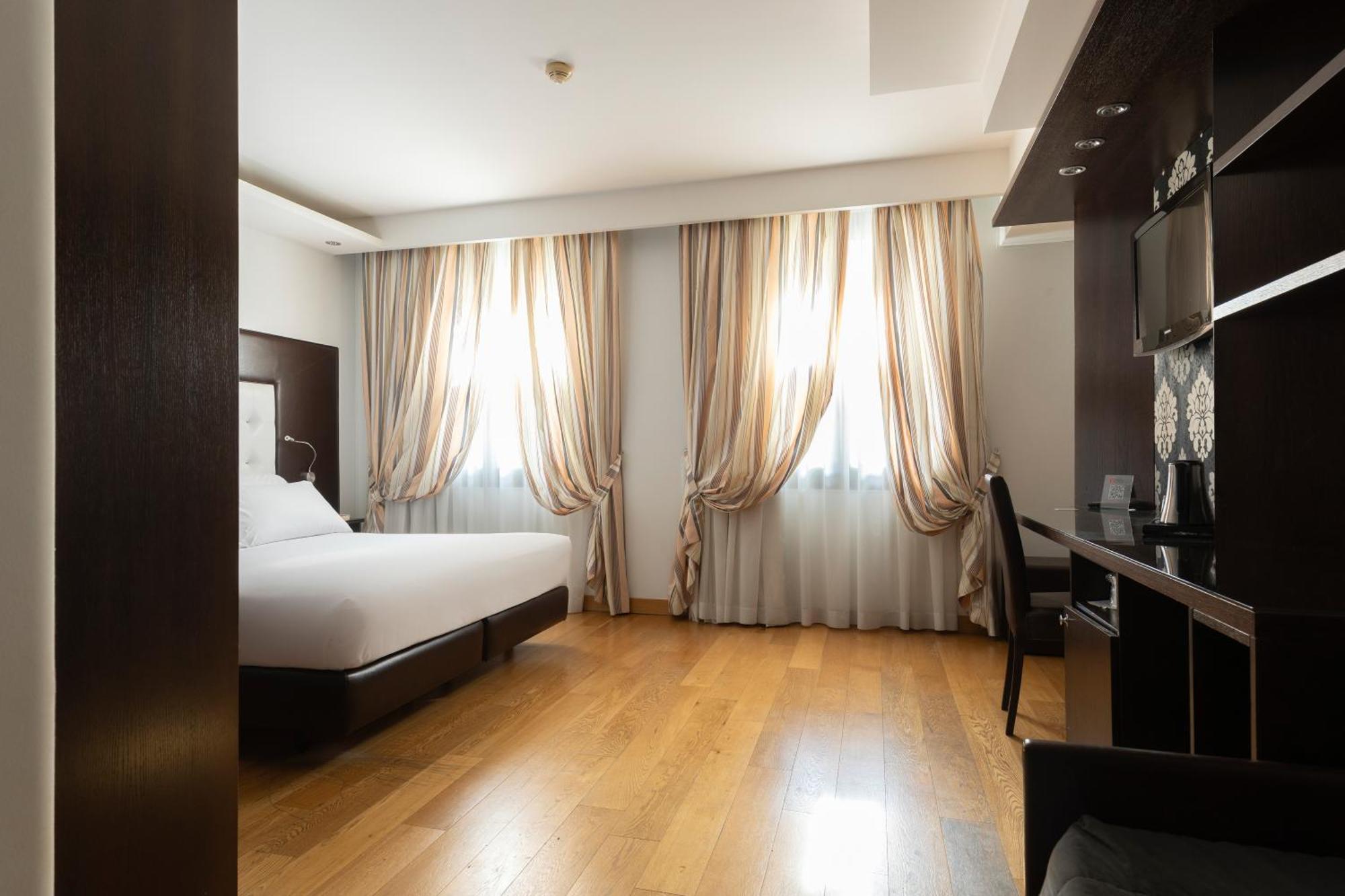 Hotel Royal Caserta Dış mekan fotoğraf